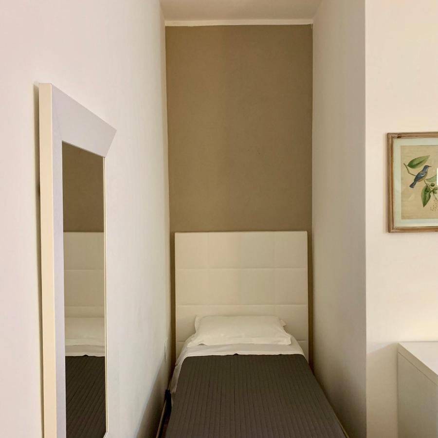 Aquarama Rooms & Apartments Torre Squillace Kültér fotó