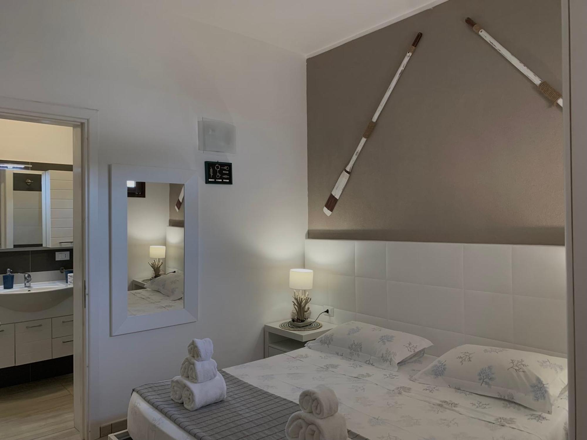 Aquarama Rooms & Apartments Torre Squillace Kültér fotó
