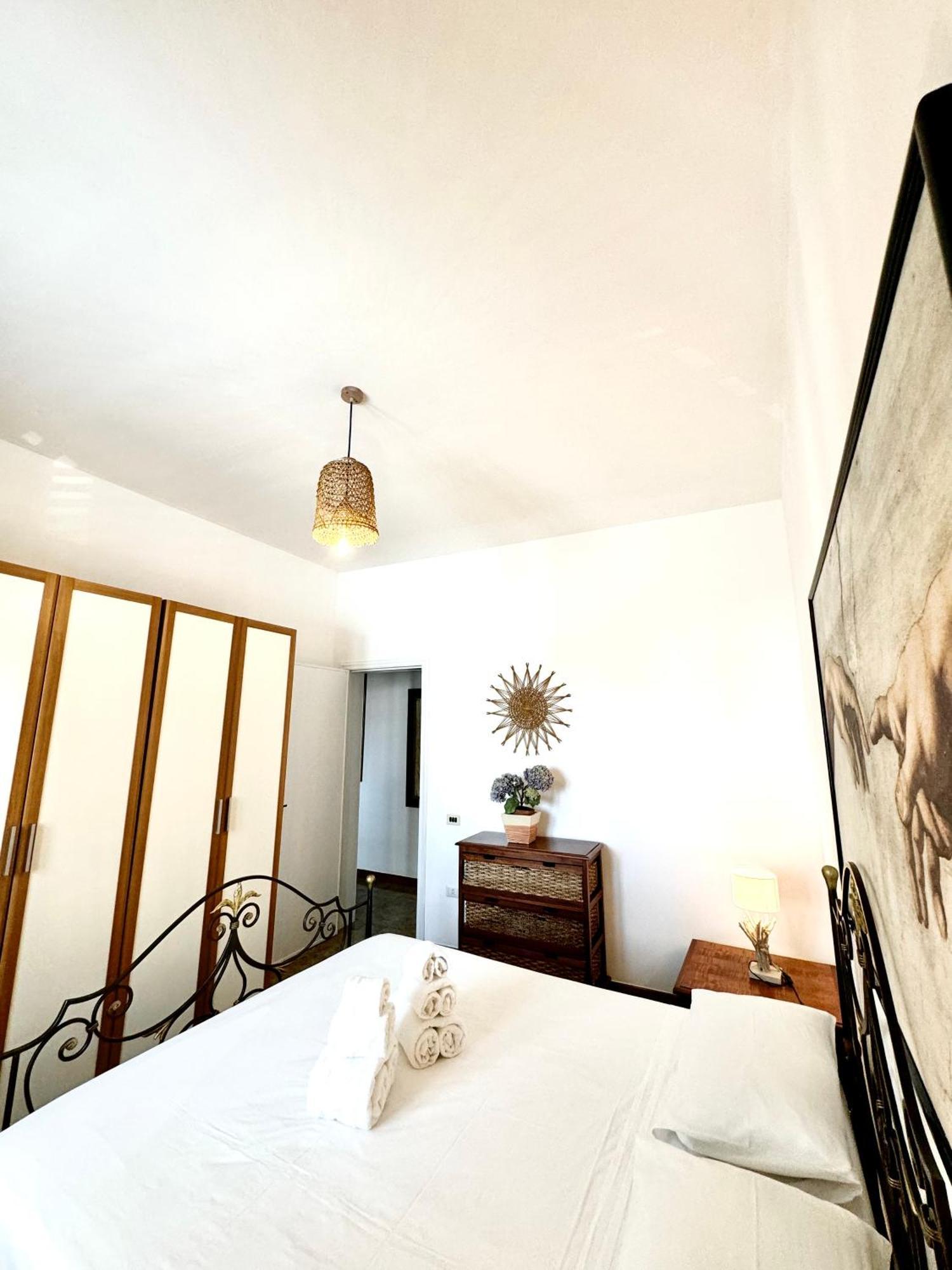 Aquarama Rooms & Apartments Torre Squillace Kültér fotó