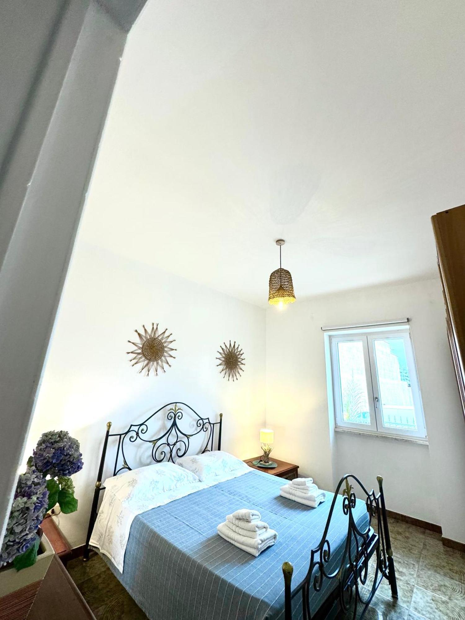 Aquarama Rooms & Apartments Torre Squillace Kültér fotó
